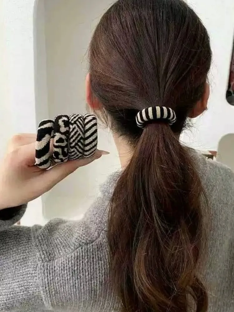Black And White Striped Thick Hair Tie - High Elasticity Seamless Hair Rope, Simple And Versatile Women'S Hair Accessory
