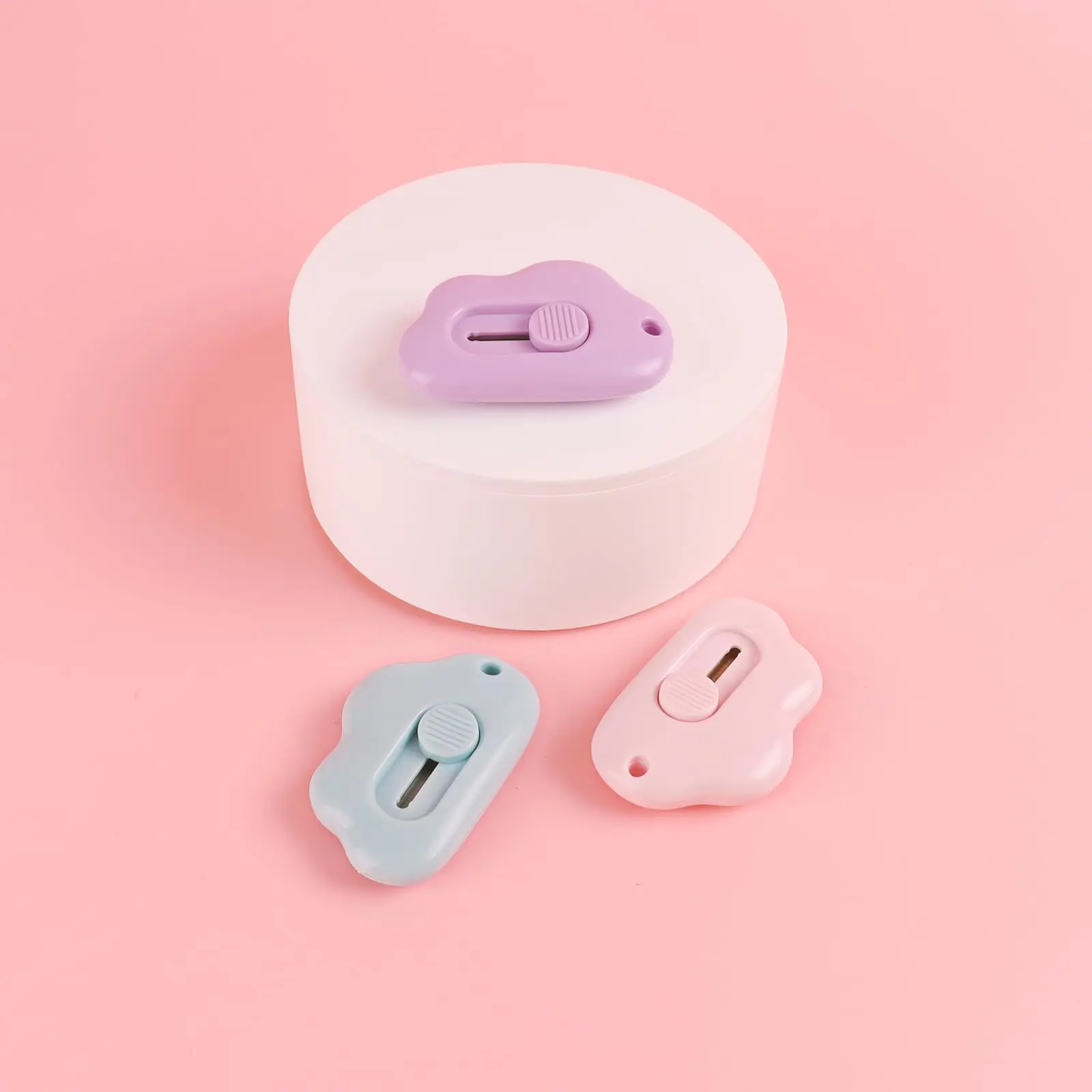 Retractable Mini Letter Opener Cutter, Cute Cloud Design Paper Knife for Envelope Package Box DIY, Keychain Tool for Kids