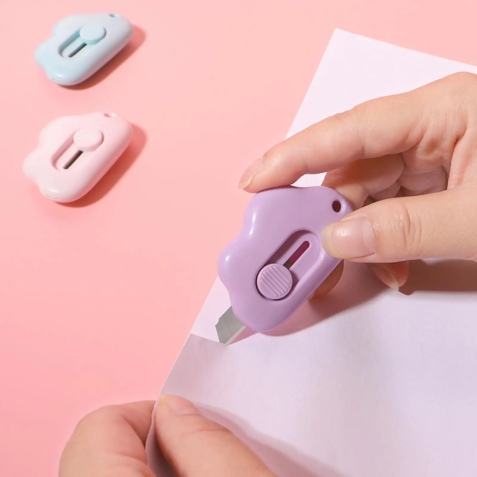 Retractable Mini Letter Opener Cutter, Cute Cloud Design Paper Knife for Envelope Package Box DIY, Keychain Tool for Kids