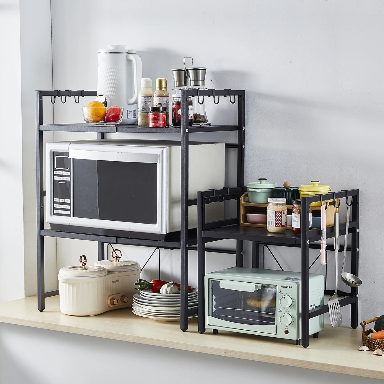 BonChoice 2/3-Tier Expandable Microwave Oven Rack Countertop for Kitchen, Microwave Shelf Stand Metal with 6 Hooks Black White