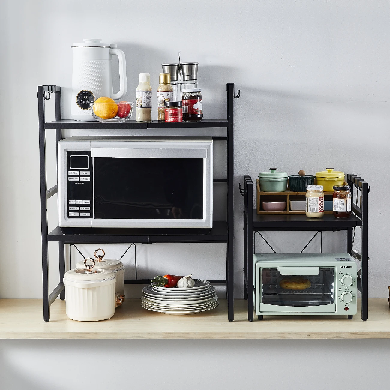 BonChoice 2/3-Tier Expandable Microwave Oven Rack Countertop for Kitchen, Microwave Shelf Stand Metal with 6 Hooks Black White