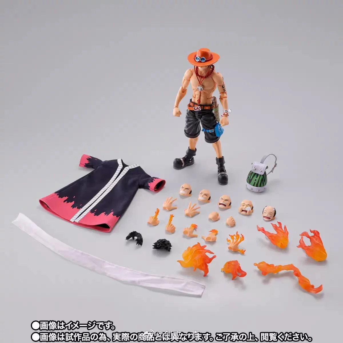 Bandai soul limited SHF fire boxing ace top war nautical king joint can do model Japanese version in stock.