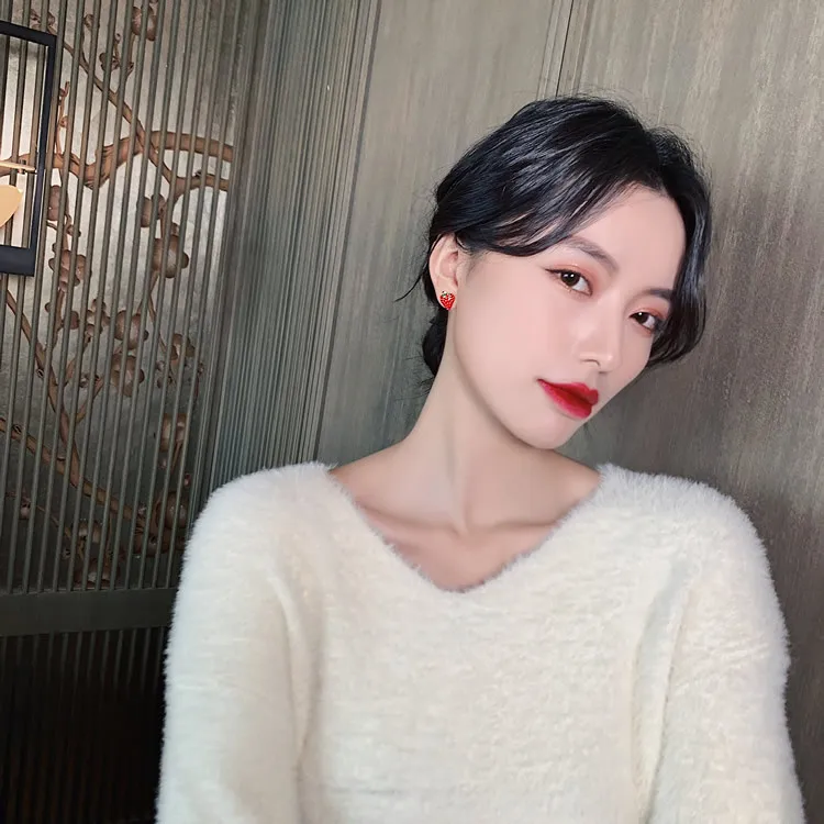 S925 Silver Needle Girl Sense Cute Small Strawberry Net Red Wild Earrings Student Birthday Gift Accessories Crystal Earrings