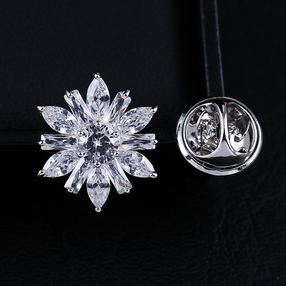 High-Grade Fashion Crystal Hexagram Six-Pointed Star Brooch Hijad Lapel Pin Corsage Collar Scarf Buckle Women Men Accessories