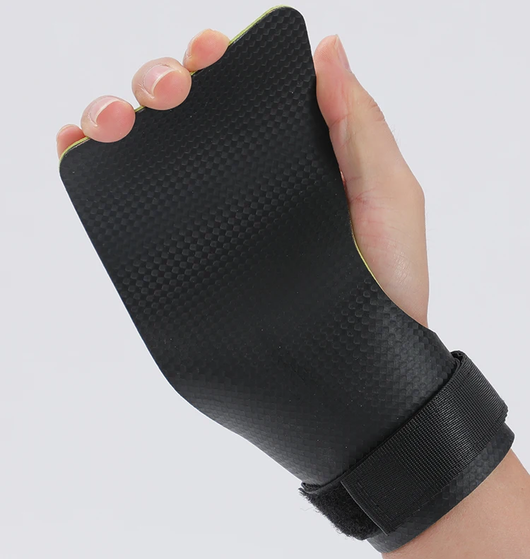 A Pair of Carbon No Finger Hole Hand Grips for Crossfit Pull Ups Cross Training Kettlebell Gymnastics Workout Palm Protector