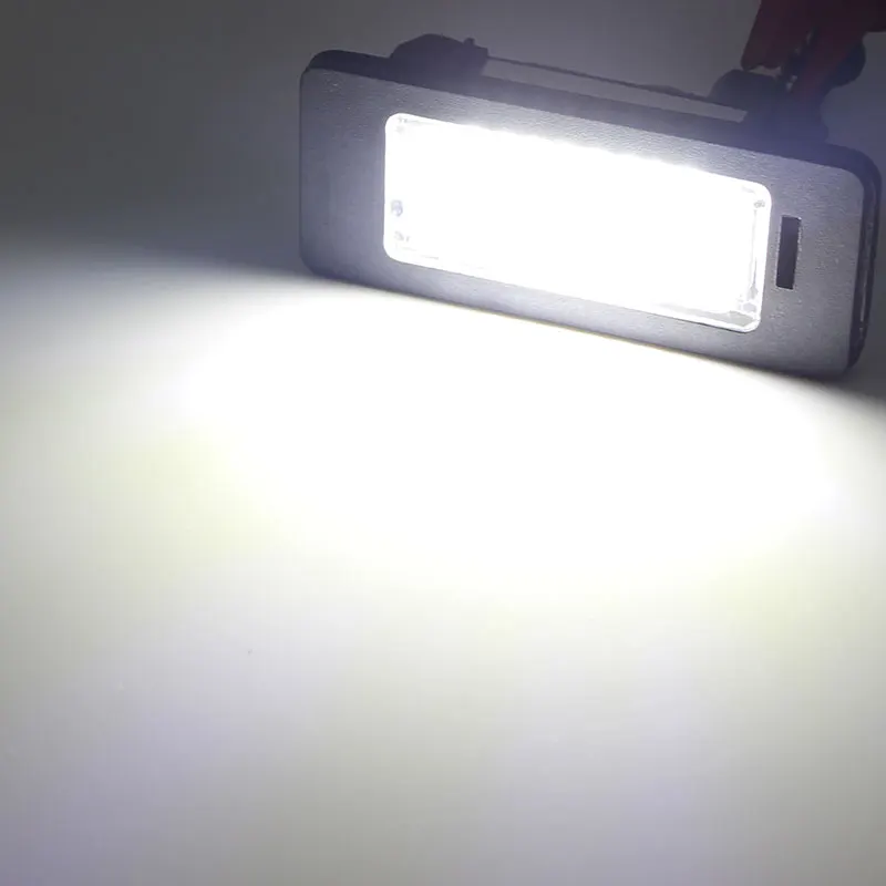 2X White LED Car License Plate Light Bulbs Auto Accessories For BMW E46 X5 E70 X6 E71 E72 E90 E92 E93 E91 M3 E39 M5 E60 E61 E82