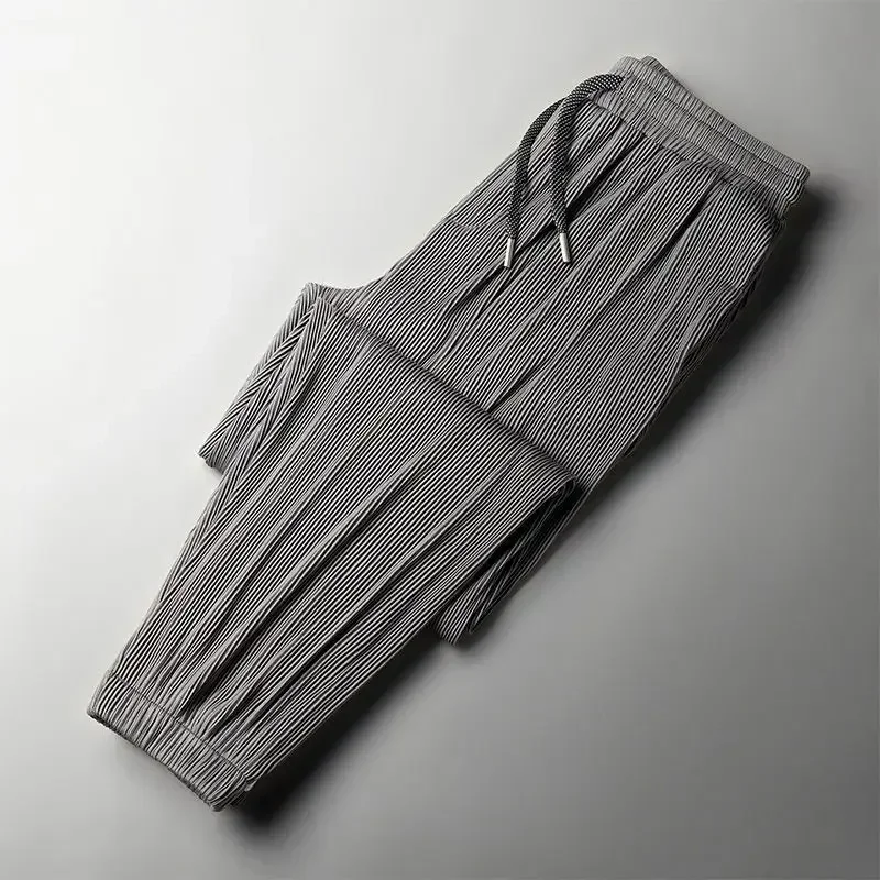 2026 Summer Ice Silk Ultra-thin Pants Men's Loose Straight Section Drape Ice Silk Pants Wide Leg Sports Casual Pants Fits