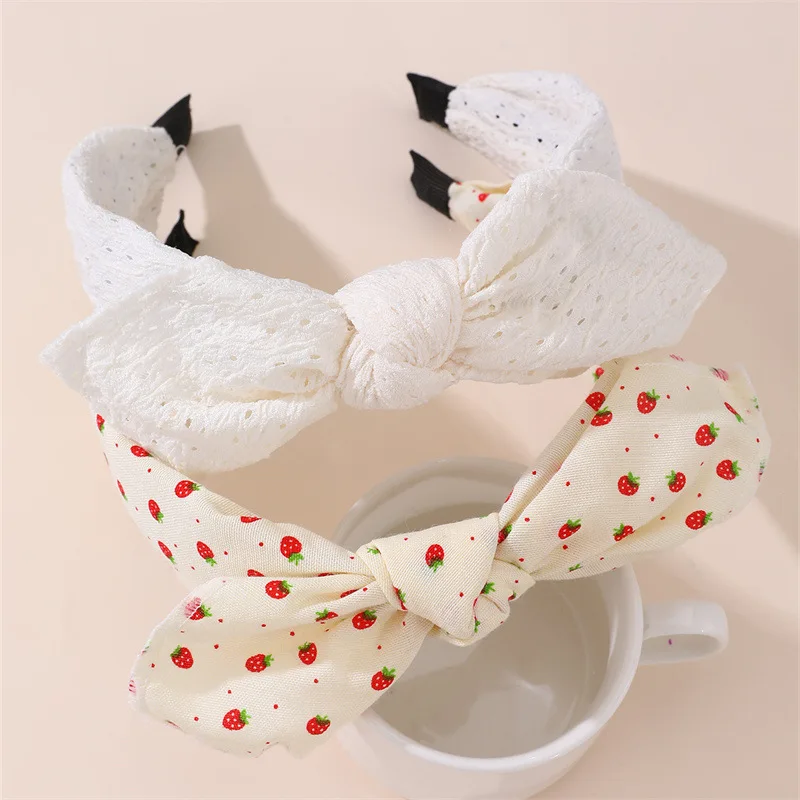 2pcs/set Everyday Sweet Bunny Ear Headband – Minimalist Bow Design with Polka Dot Fabric for Effortless, Cute Style.