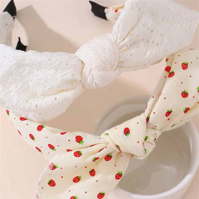 2pcs/set Everyday Sweet Bunny Ear Headband – Minimalist Bow Design with Polka Dot Fabric for Effortless, Cute Style.