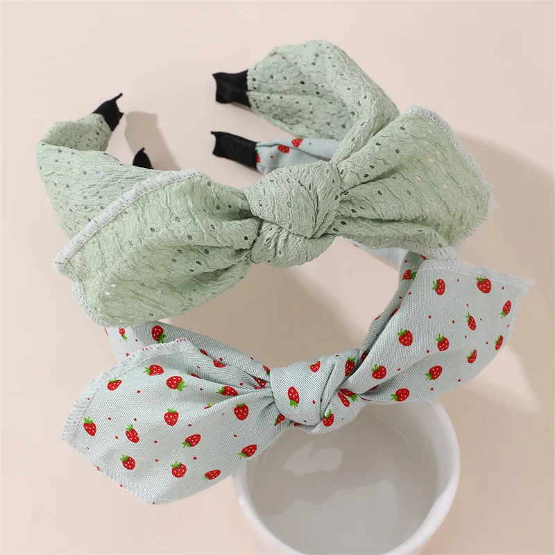 2pcs/set Everyday Sweet Bunny Ear Headband – Minimalist Bow Design with Polka Dot Fabric for Effortless, Cute Style.