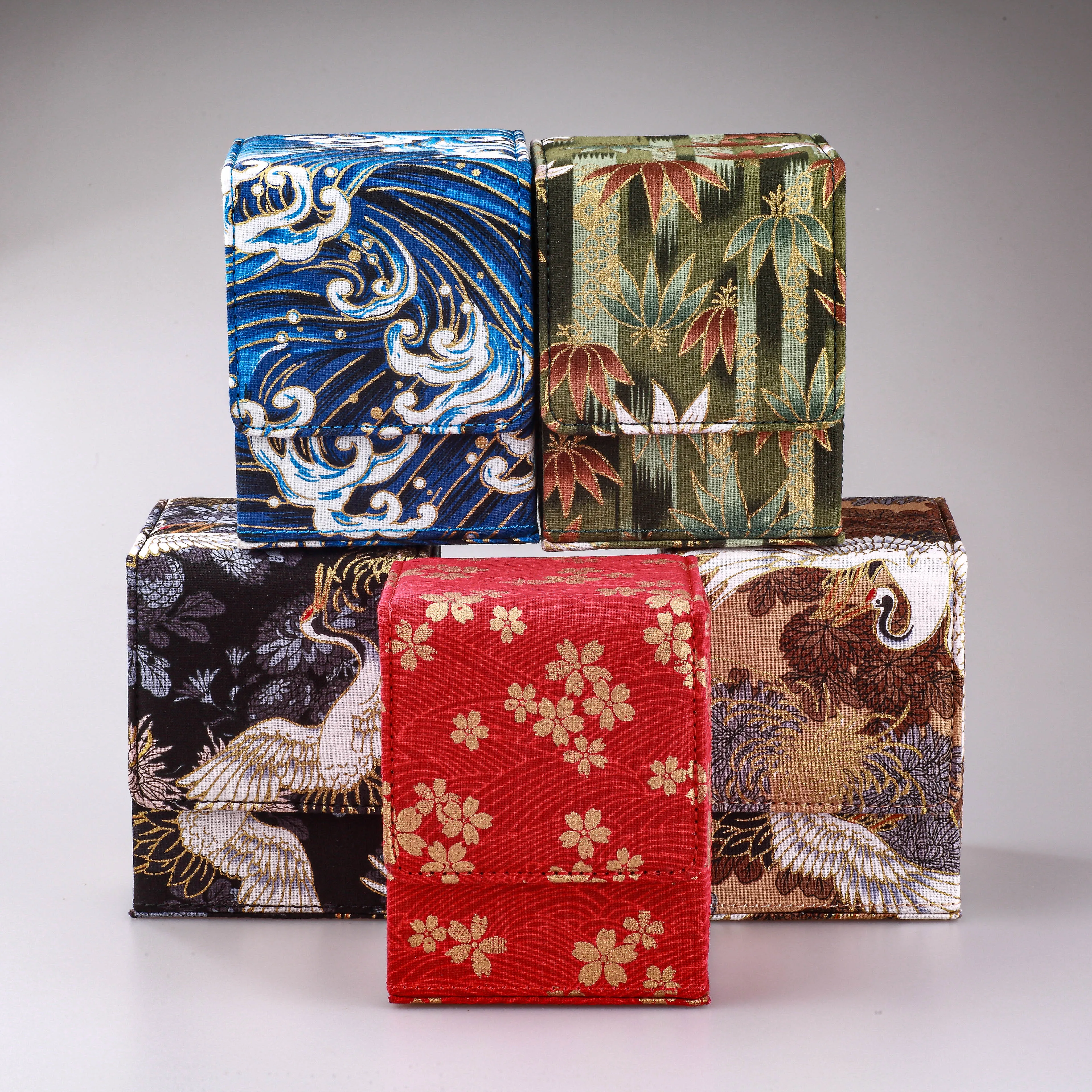 100+ Trading Card Deck Box Holder With Display Window Flower Series TCG Game Magnetic Closure Card Organizer Storage Box Gift