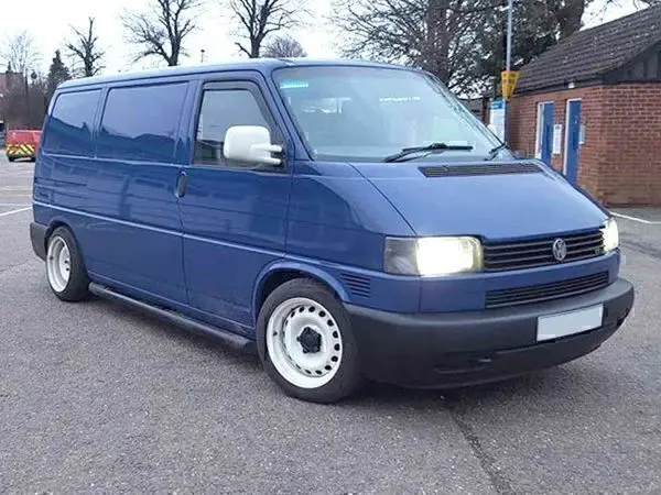 For VW Transporter T4 2door 1990-2003 wind deflectors 2pc TINTED w/ Clips