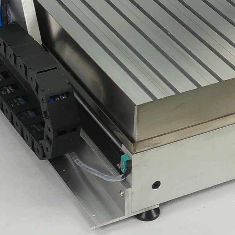 CNC Router 6040 4 Axis 2.2KW Metal 3D Carving Woodworking Machine 3040 USB Port Milling Engraving Machine 6090 with Water Tank