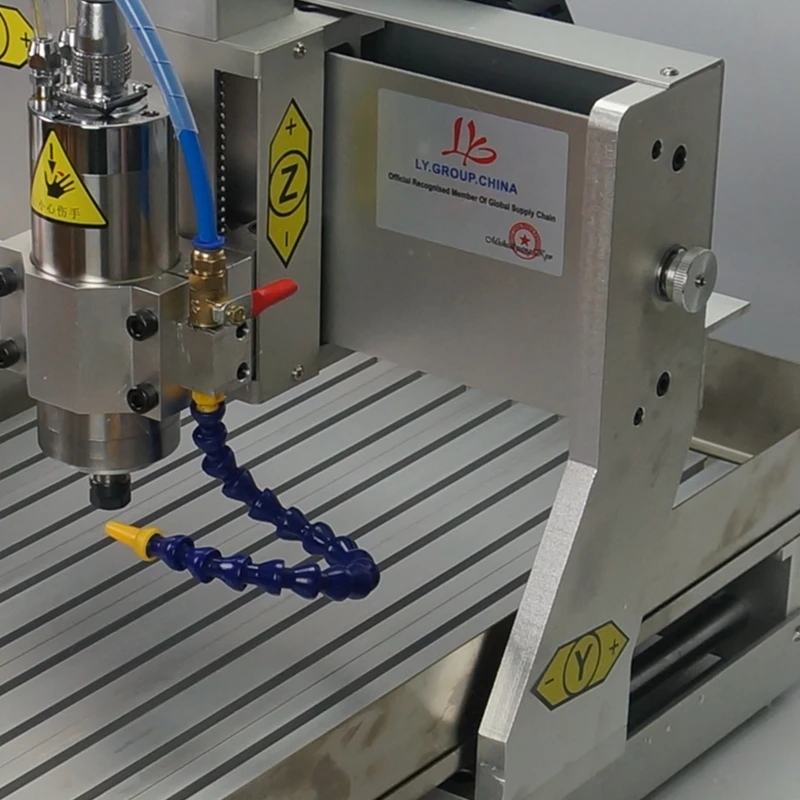 CNC Router 6040 4 Axis 2.2KW Metal 3D Carving Woodworking Machine 3040 USB Port Milling Engraving Machine 6090 with Water Tank