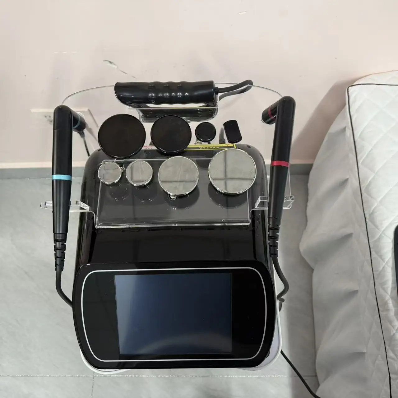 The Most Popular 448KHZ Tecar Therapy Machine Slimming Pain Relief SPA Beauty Skin Rejuvenation Diathermy Equipment