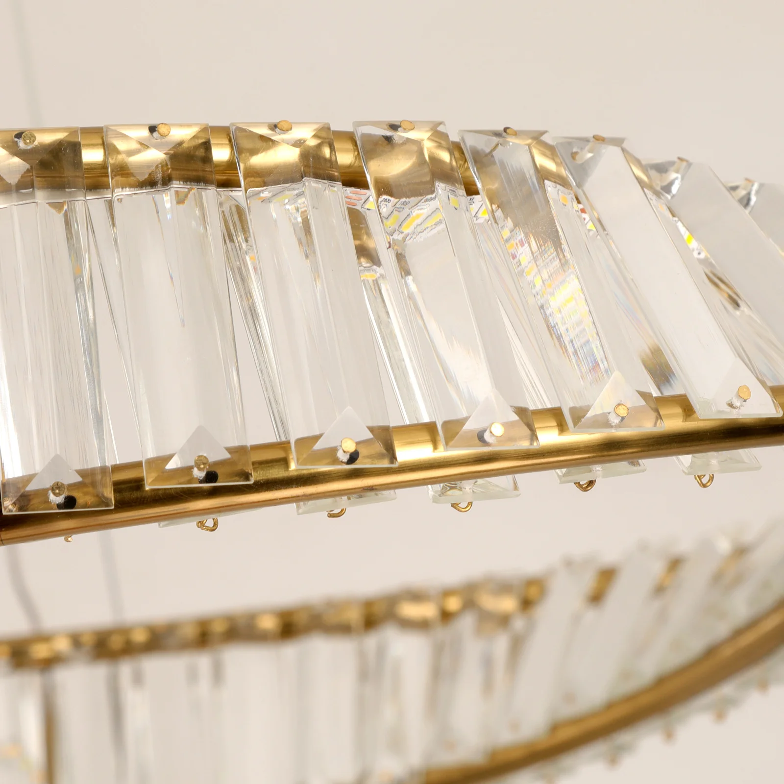 Crystal Circle Pendant Light Modern Indoor Lighting Ceiling Chandeiler Lamp Living Room LED Tricolored Hanging Lamps Luxury Flus