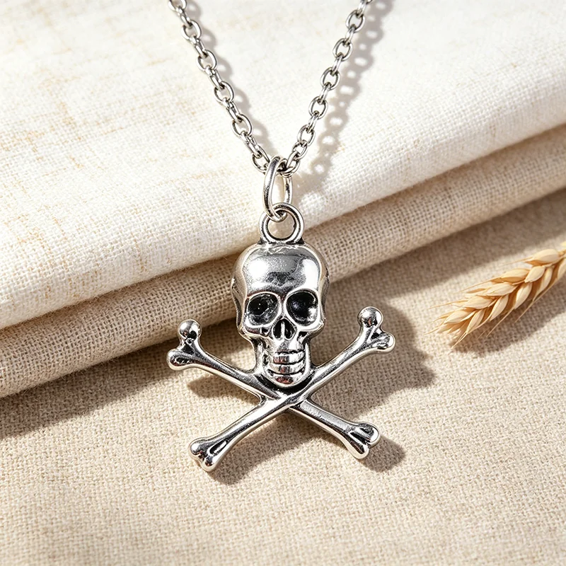 Skull Pendant Necklace for Women Men Vintage Chain Grunge Jewelry Goth Gothic Accessories Choker Y2k Aesthetic Fairy Star