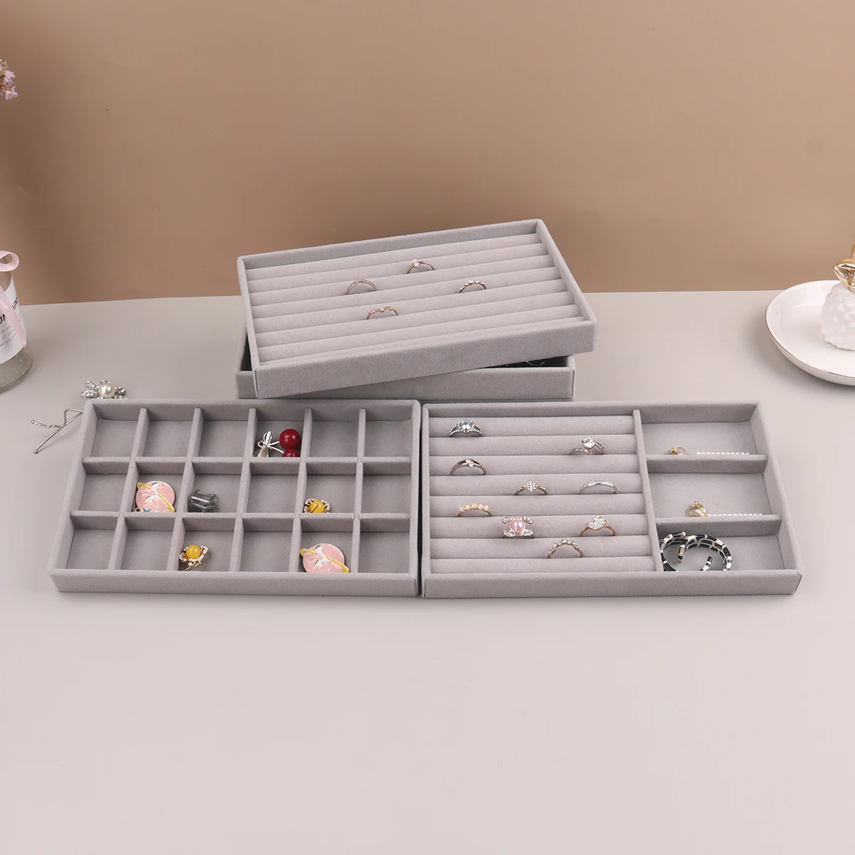 Velvet Jewelry Display Stackable Exquisite Jewellery Holder Portable Ring Earrings Necklace Organizer Box Organizator De Boys