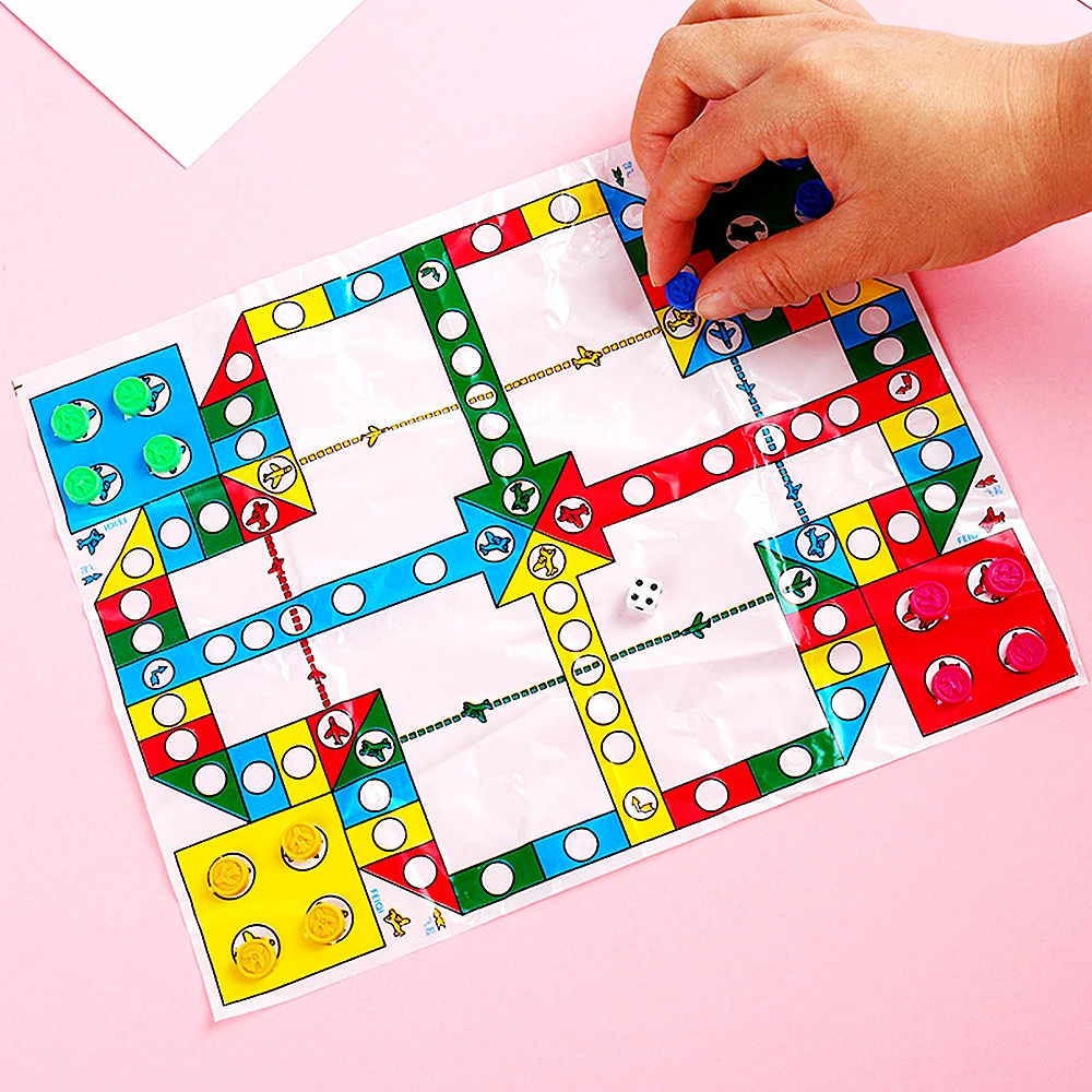 15 Pcs Mini Board Game Flight Chess Toys Kids Birthday Party Favor Giveaway Christmas Easter Carnival Party Gifts Bags Pinata
