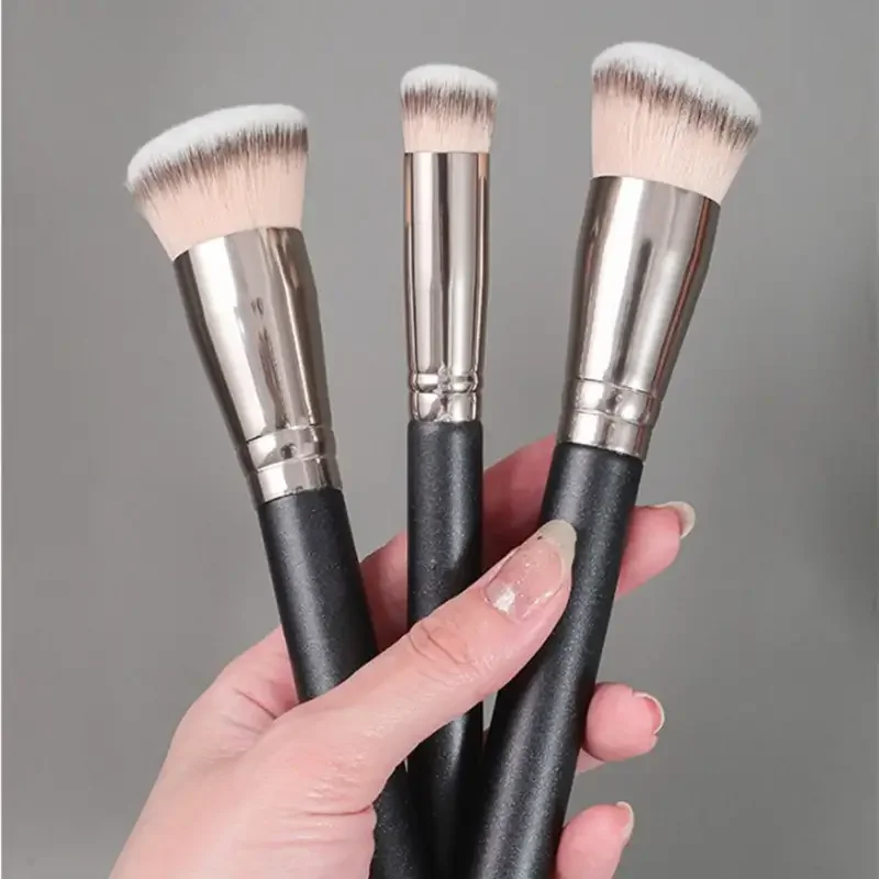 Foundation Concealer Brush, Premium Contour Blusher Brushes, Flawless Under Eye Dense Face Makeup Brush For Blending