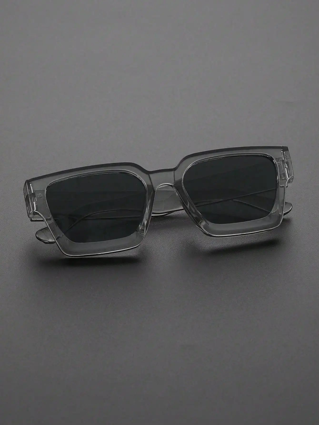 1/2 PC S Classic Fashion Square Plastic Frame Women Sunglasses For Men Daily Life Shades Eyewear Accessories.