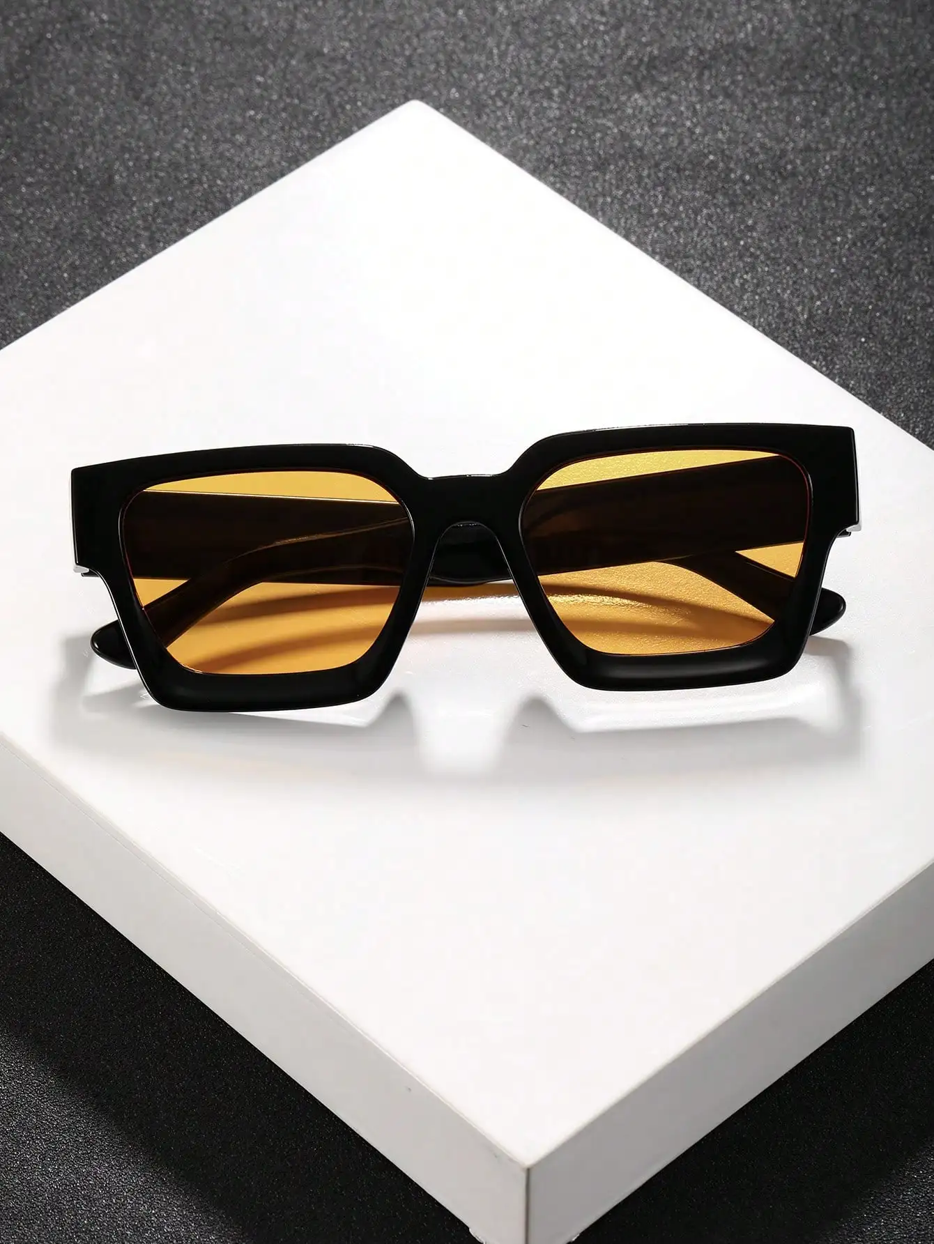 1/2 PC S Classic Fashion Square Plastic Frame Women Sunglasses For Men Daily Life Shades Eyewear Accessories.