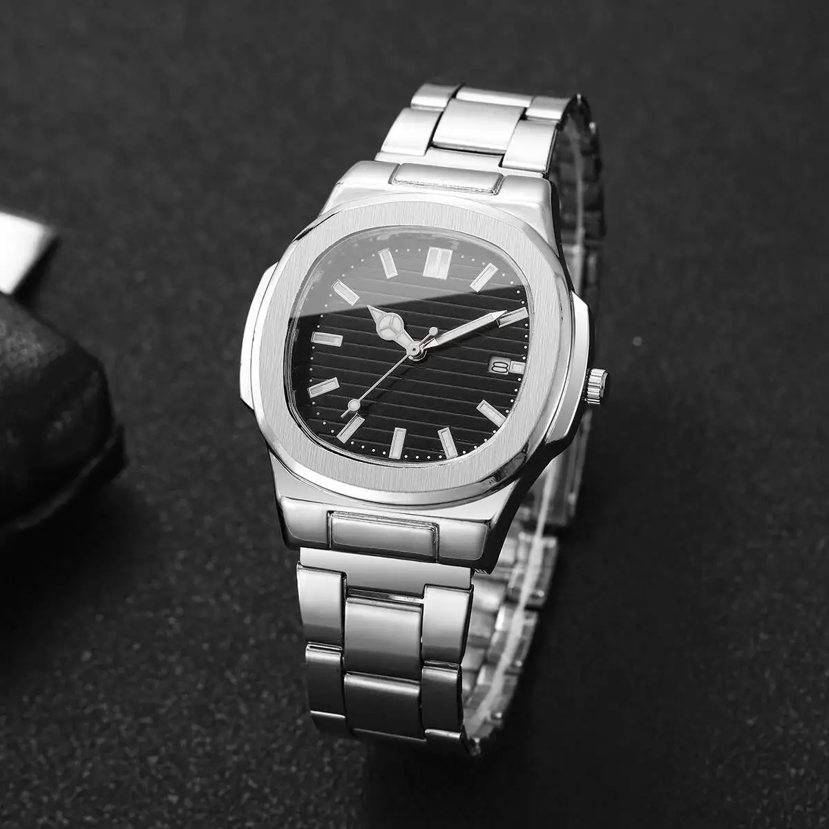 Luxury Men Business Watches Fashion Square Dial Stainless Steel Strap Quartz Watch with Calendar For Mens Clock(Without Box)