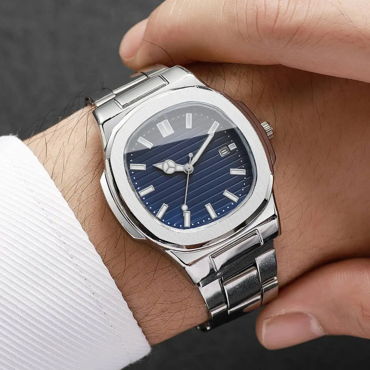 Luxury Men Business Watches Fashion Square Dial Stainless Steel Strap Quartz Watch with Calendar For Mens Clock(Without Box)