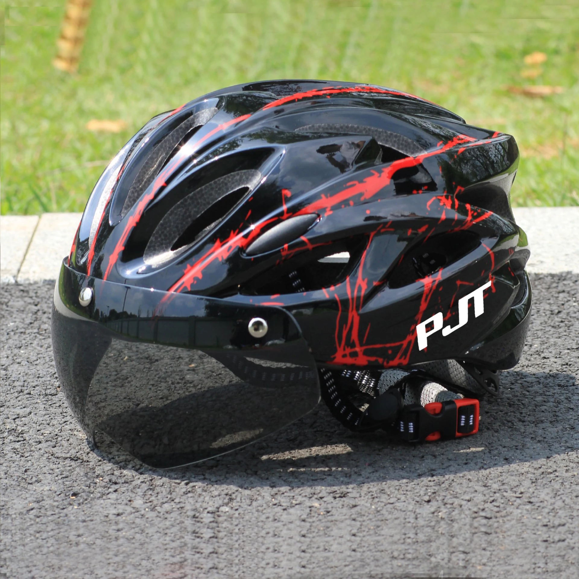 PJT Ultra-Light Magnetic Goggles Bicycle Helmet Lightweight PC Shell & EPS Foam Construction Cycling Helmet MTB Bike Helmet