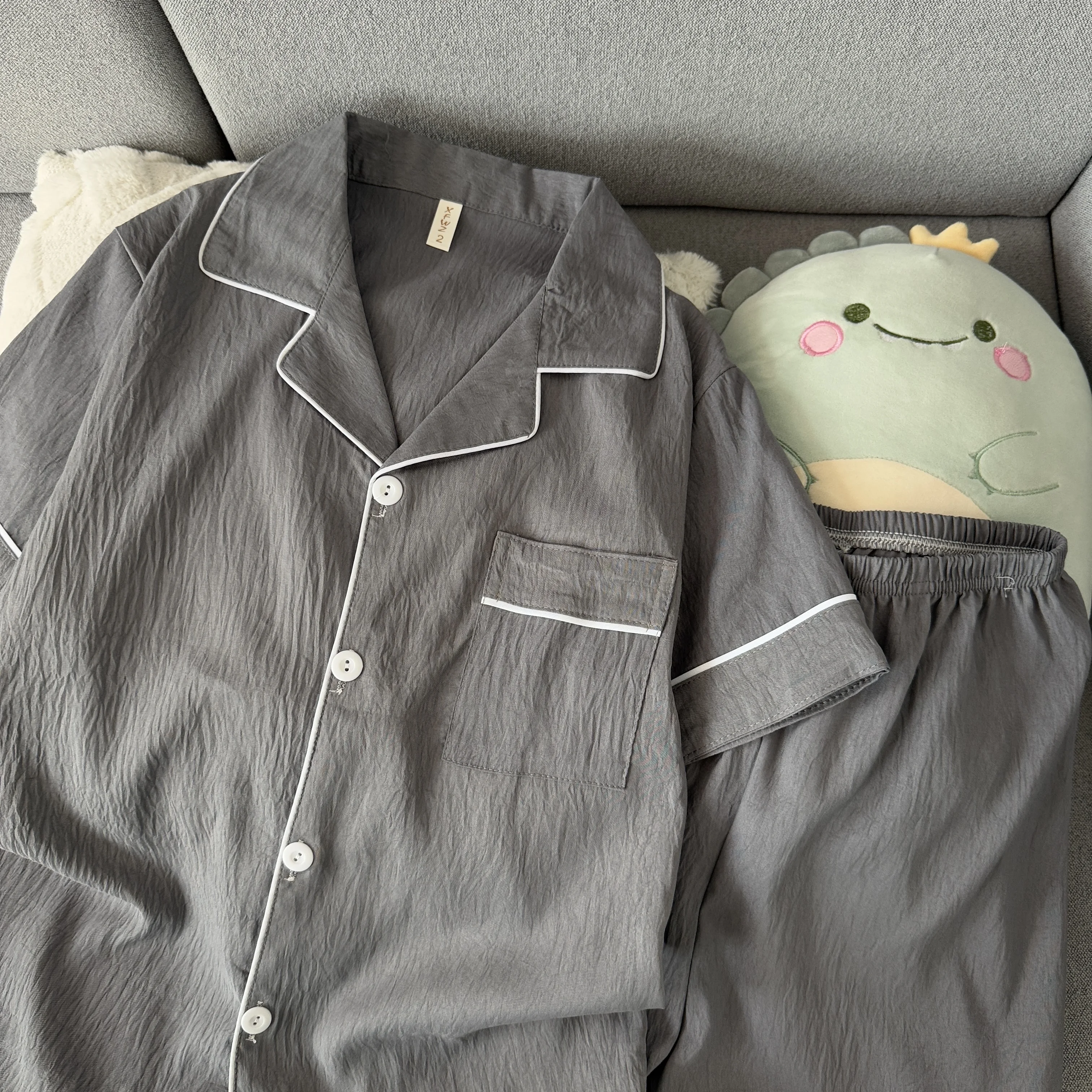 Youth Men's Slim Fit New Pajama Set Solid Color Short Sleeve Lapel Top and Elastic Shorts Pajamas Summer Loungewear Sleepwear