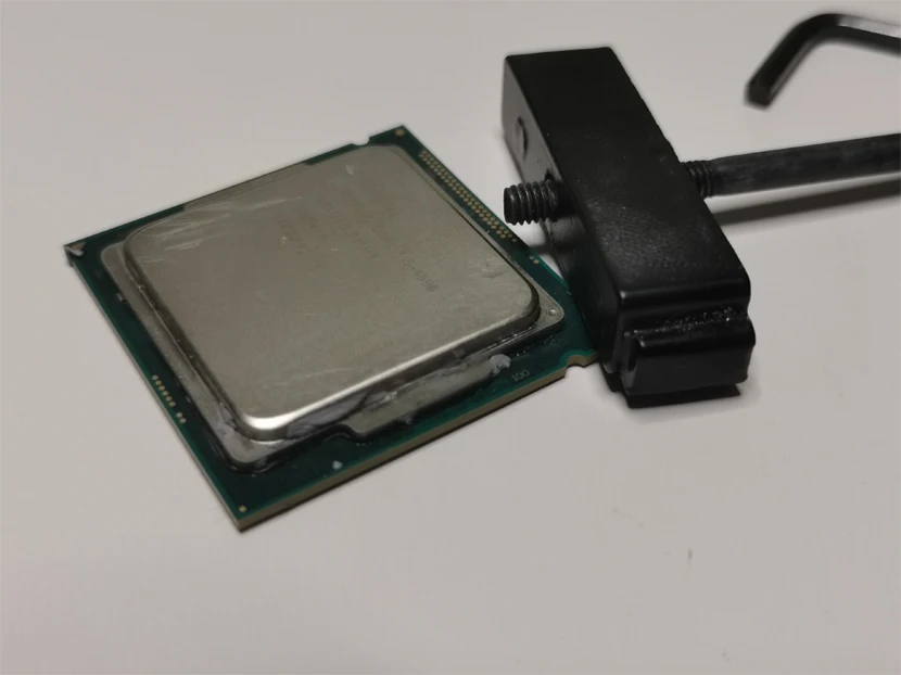 CPU Cap Opener Tool Delid to Remove Cover Improve Overclocking Cooling for 3770k I7 6700K 6700 7700 I7-7700K 3570 8700k E3