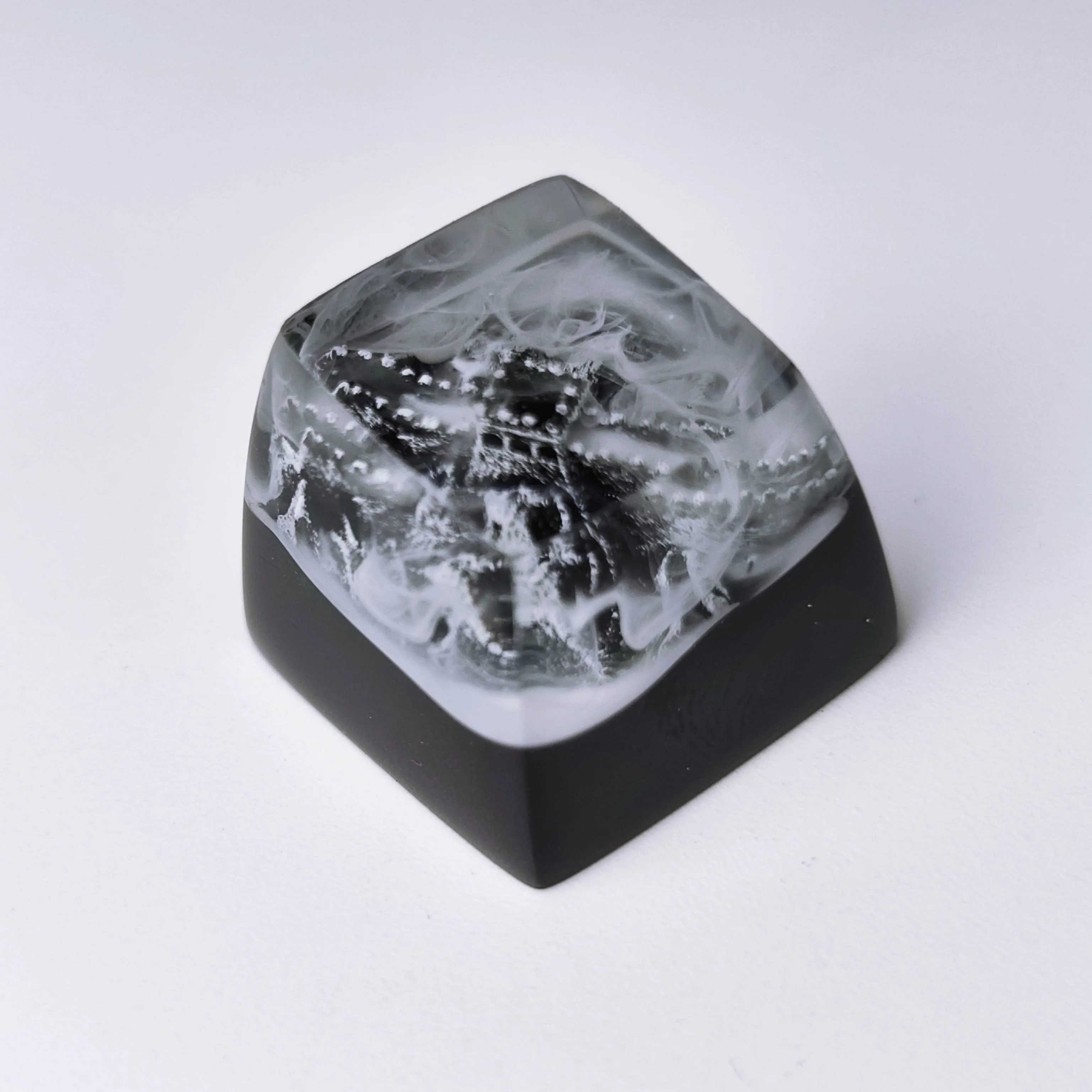 Mechanical Keyboard DIY Resin Drip Glue Snow Mountain Keycap Cross Shaft Custom ESC Gift List Fuji Mountain Transparent Keycap