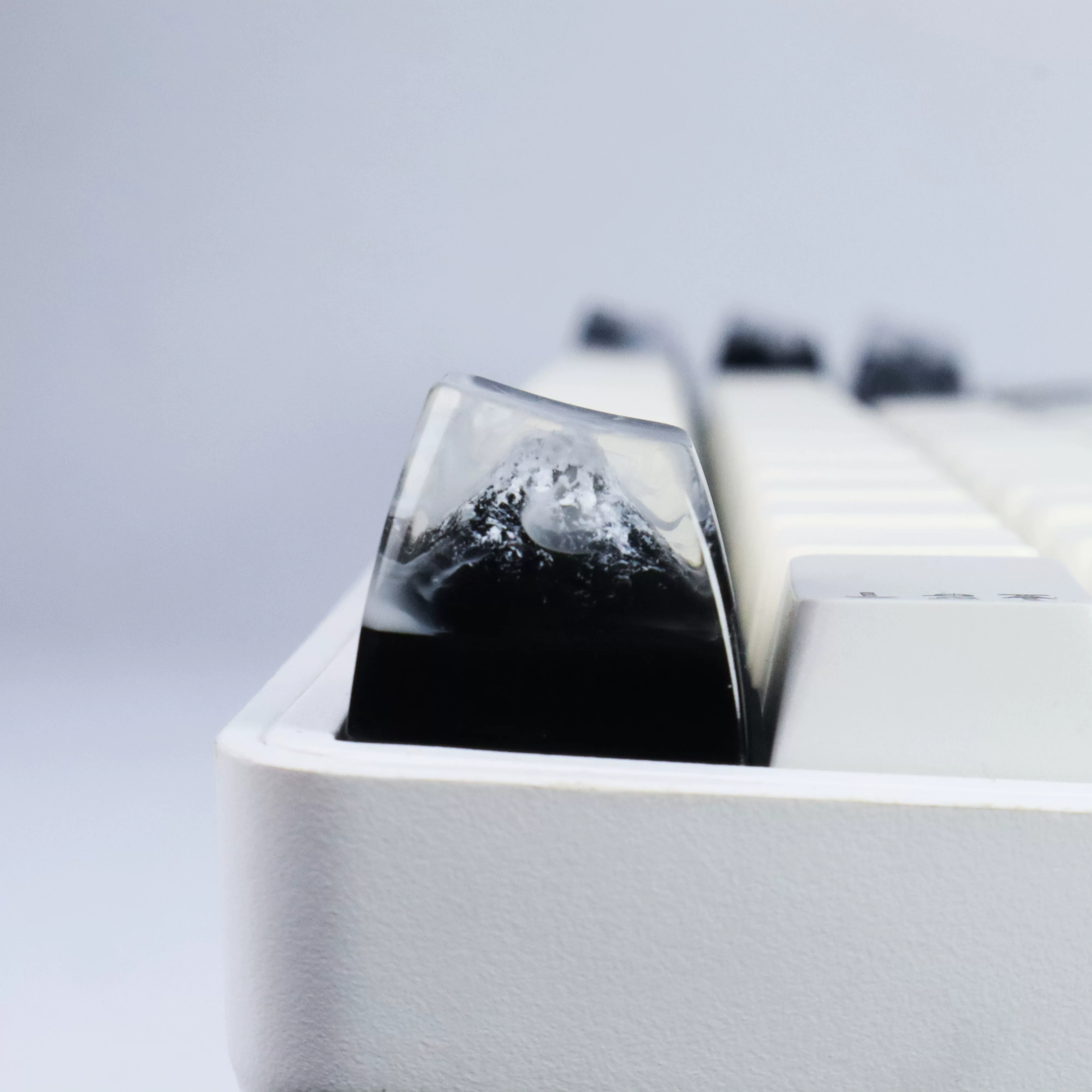 Mechanical Keyboard DIY Resin Drip Glue Snow Mountain Keycap Cross Shaft Custom ESC Gift List Fuji Mountain Transparent Keycap