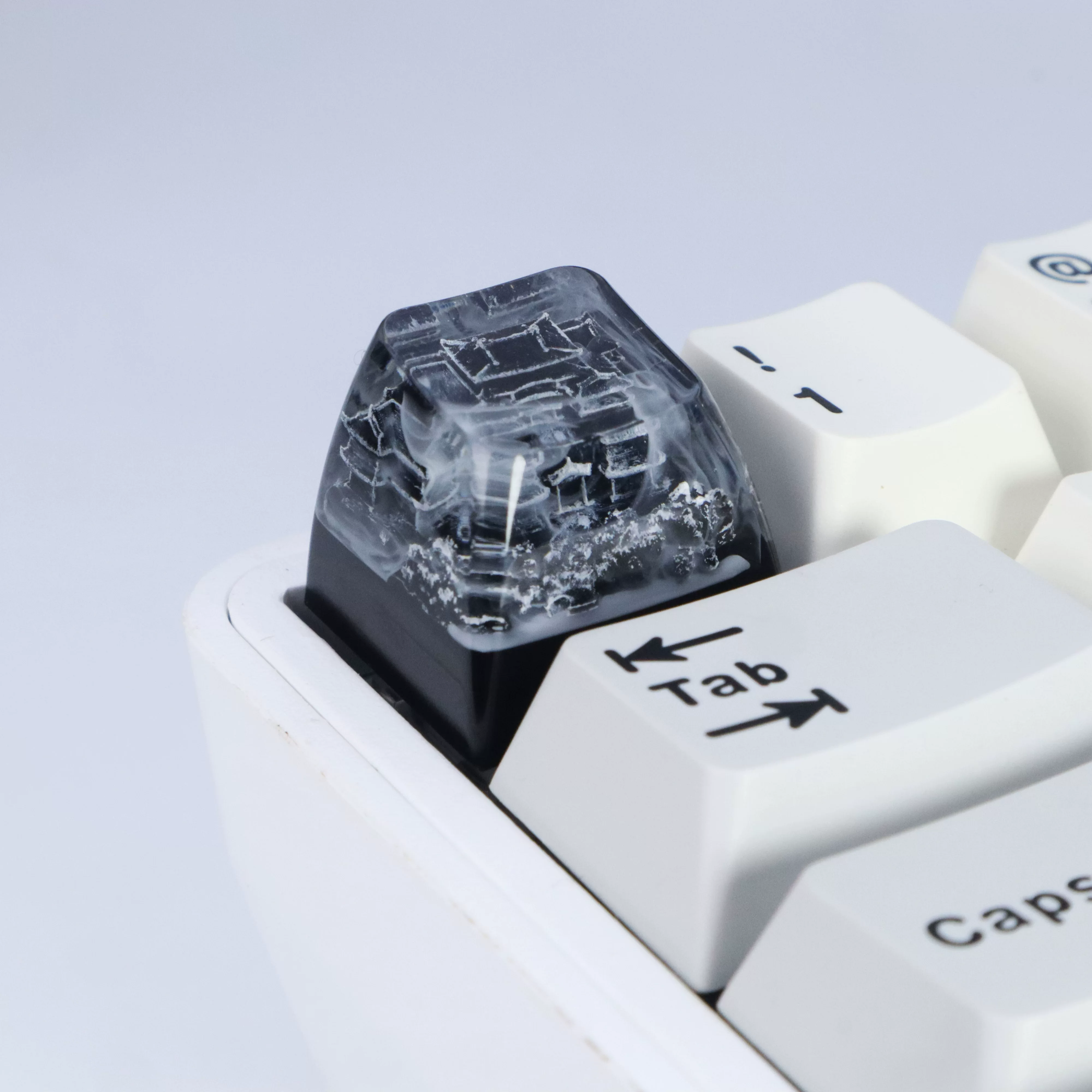 Mechanical Keyboard DIY Resin Drip Glue Snow Mountain Keycap Cross Shaft Custom ESC Gift List Fuji Mountain Transparent Keycap
