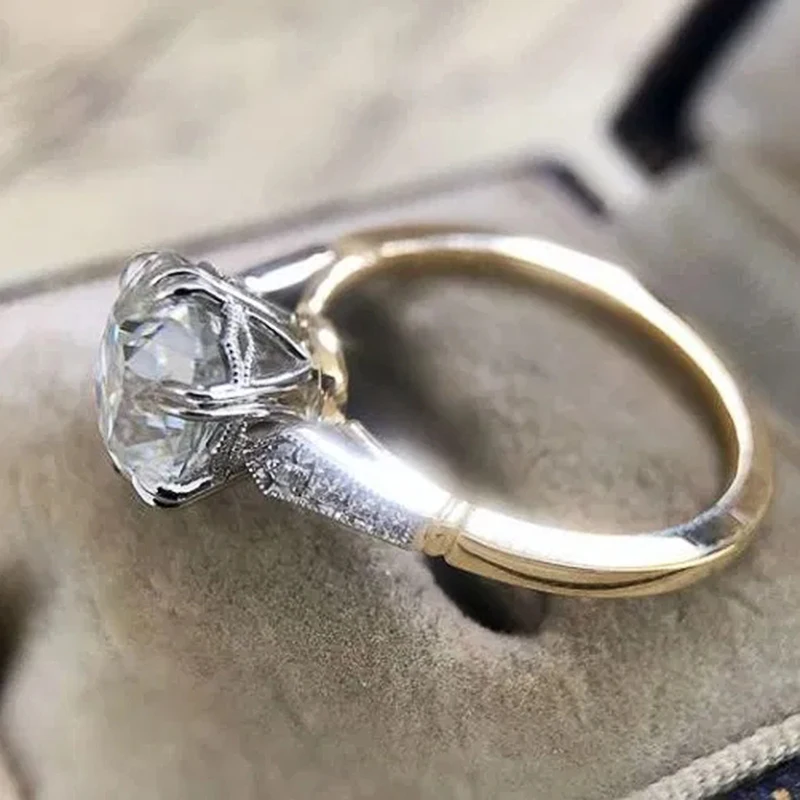 Huitan Understated Round Cubic Zirconia Rings for Women Wedding Engagement Ring Elegant Accessories New Trendy Two Tone Jewelry
