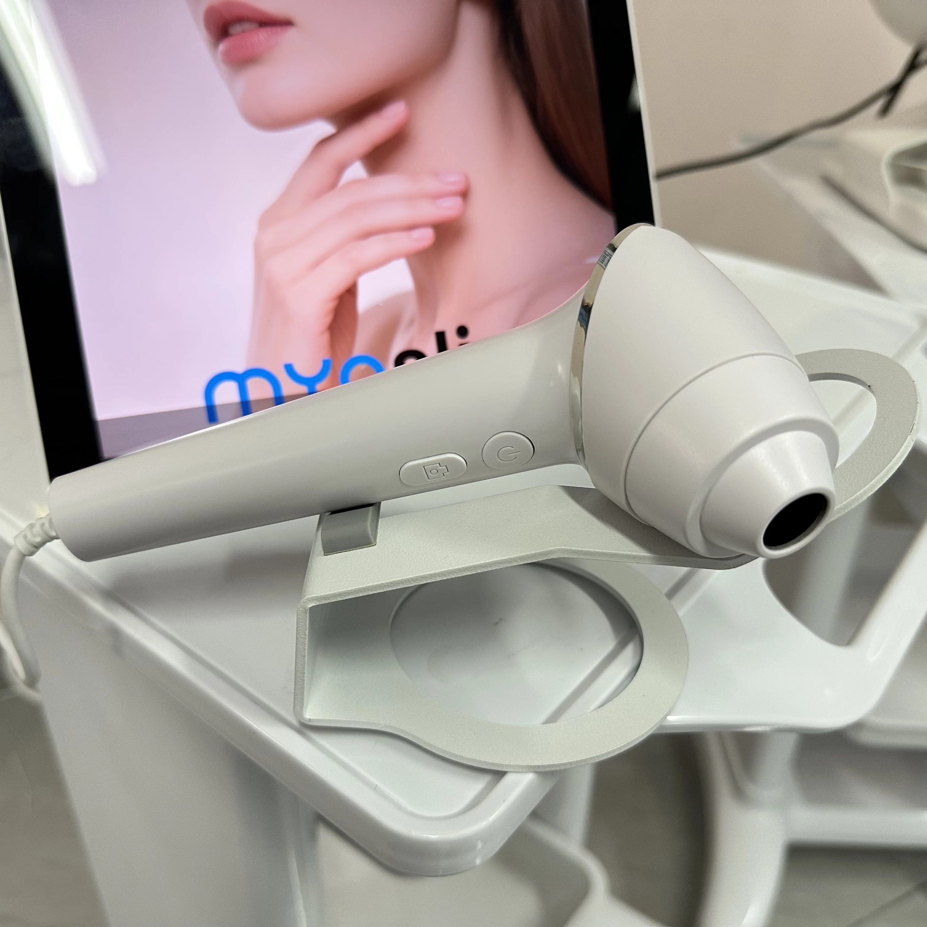 Portable Q1 Skin Care Facial Analyzer Machine Magic Mirror Face Camera Test Detector - Portable Skincare Testing Device