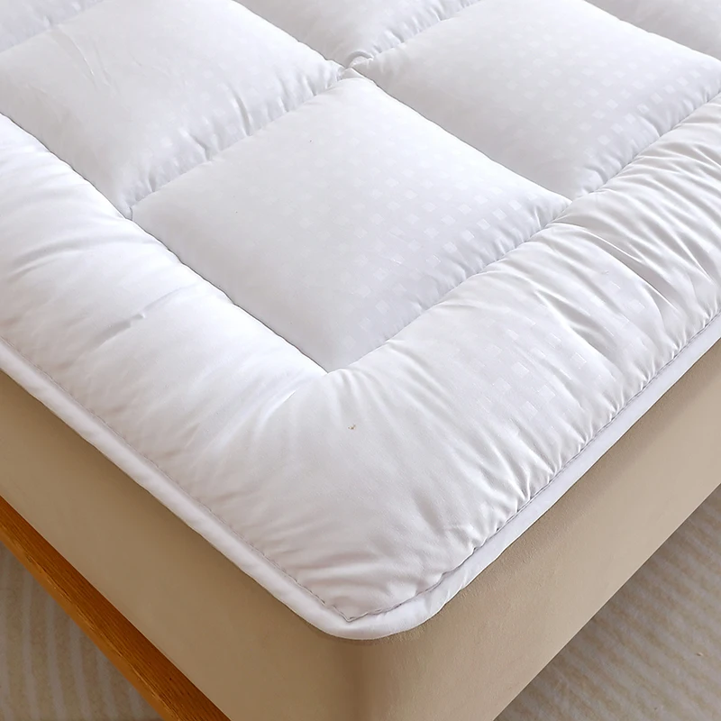 360-GSM Thin Mattress Protector Lightweight Breathable Dustproof Bedding Protection Topper Jac Penal Mattress Cover