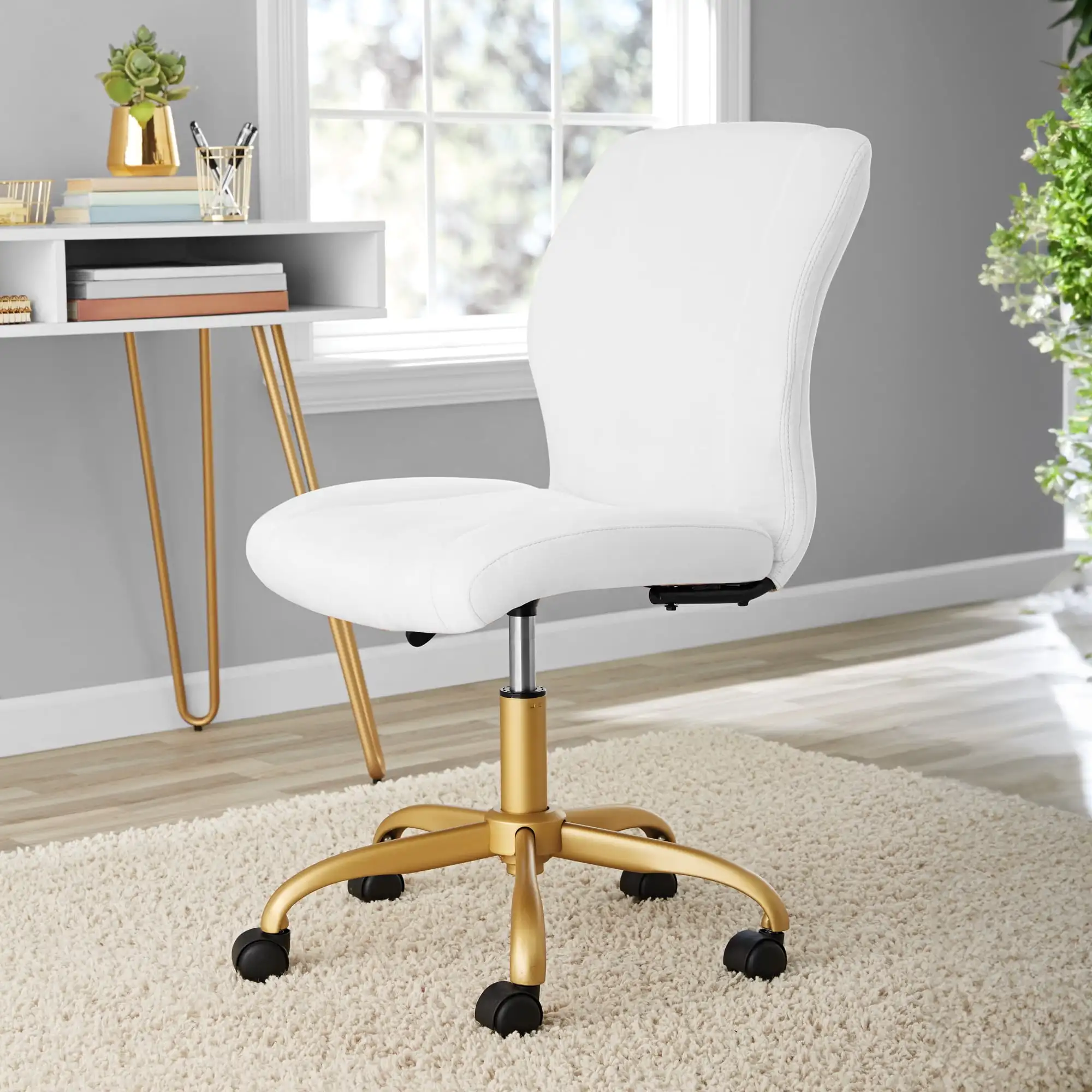 Mainstays Plush Velvet Office Chair, Blush