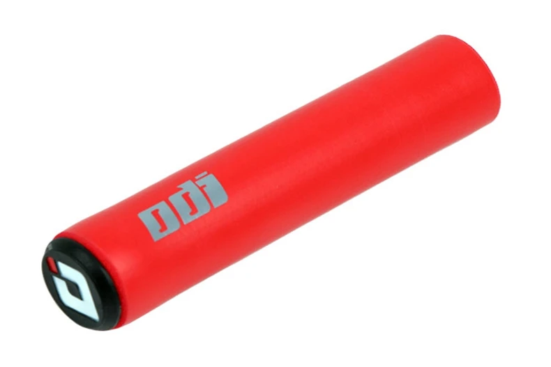 ODI MTB Handlebar Grips Mountain Bicycle Folding Bike Cover Ultralight Anti Slip Silica Gel Foaming Including Plug Bicycle Parts