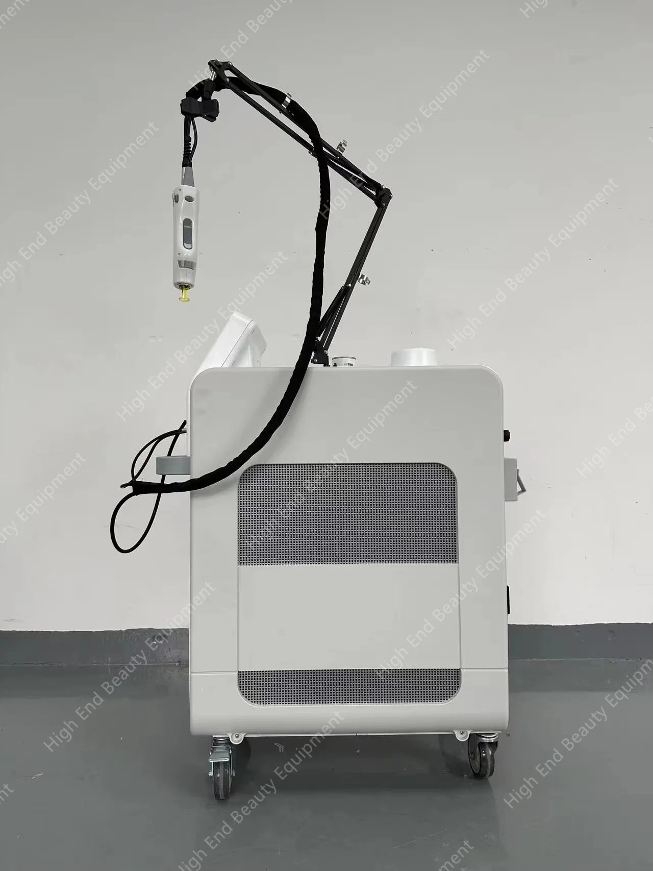 Painless professional hair removal machine 808NM Alexandrite Emerald