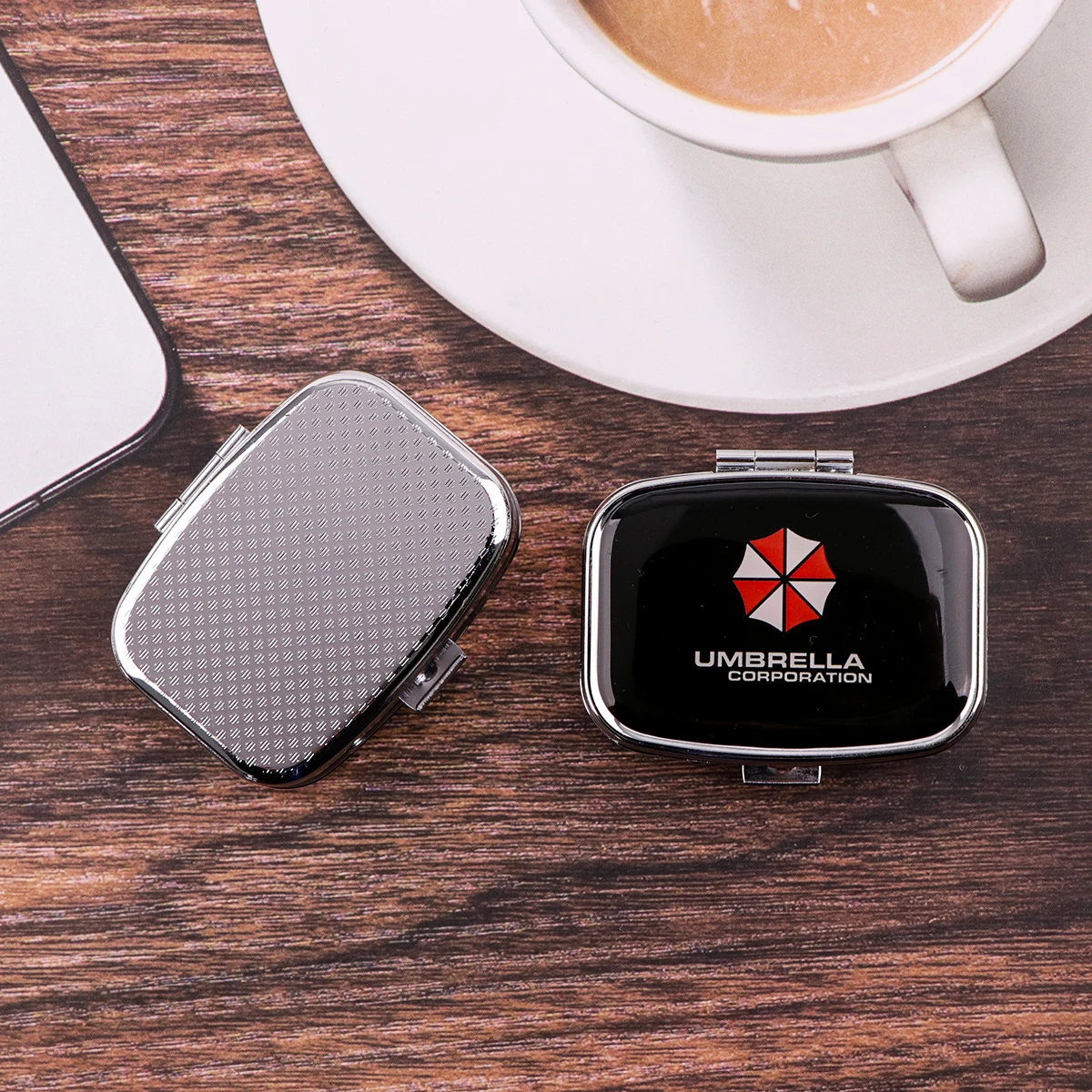 Famous Horror Film Metal Medicine Box Pill Packaging Health Products Moisture Resistant Storage Case Personalized Fashion Casket