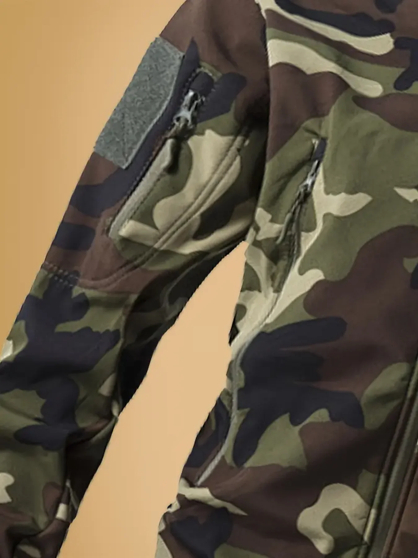 Men's Outdoor Tactical Jacket Winter Waterproof Insulation Camouflage Jacket Fishing Hunting Jacket Mens Lightweight Rain Jacket