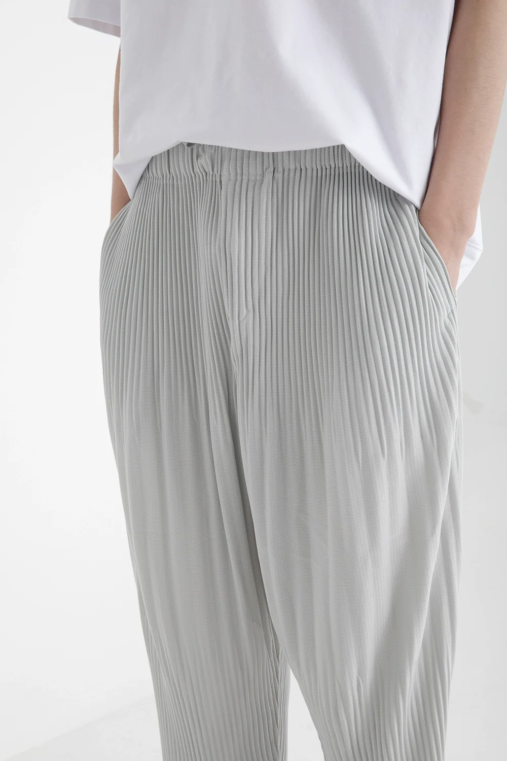 Miyake Pleated Japanese Harem Pants Men Loose Pants Breathable Low-crotch Vintage Clothing