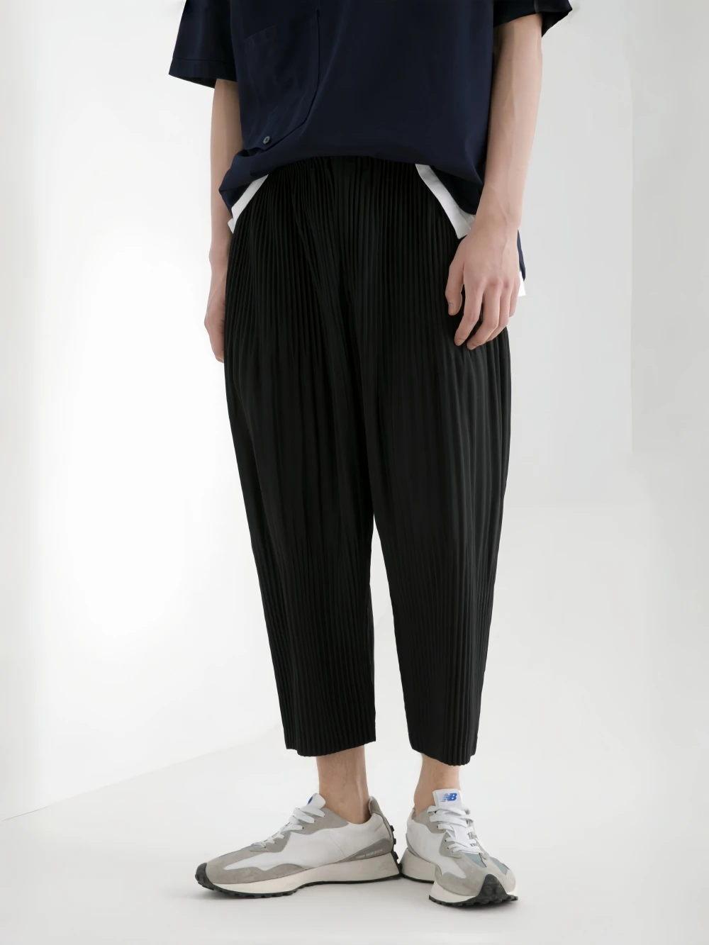 Miyake Pleated Japanese Harem Pants Men Loose Pants Breathable Low-crotch Vintage Clothing