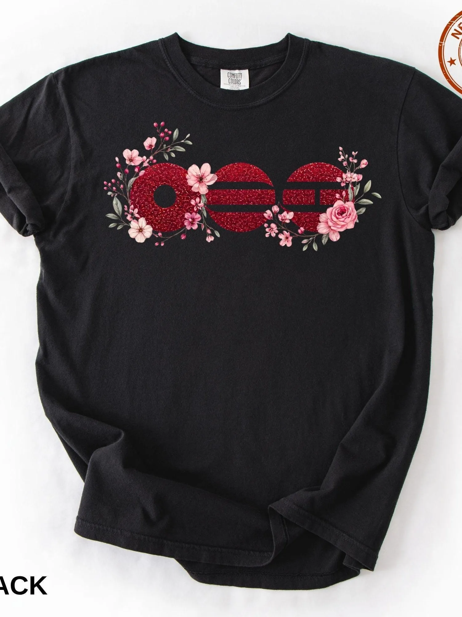 Stylish Round-Neck Casual T-Shirt with Red Floral Print