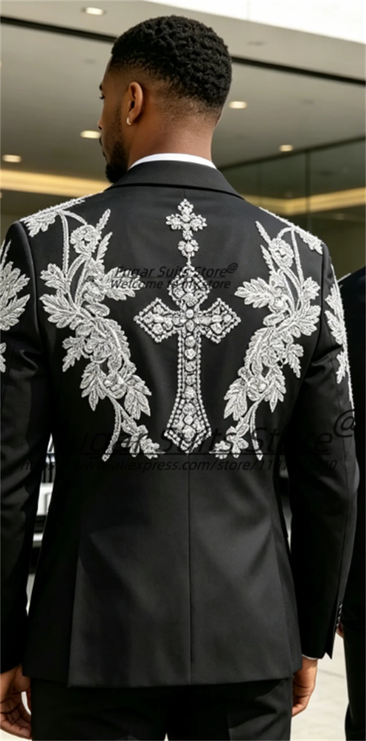 High-end Shiny Black Men Suits Customized Slim Fit Notched Lapel Groom Wedding Tuxedos Gorgeous Rhinestone Embroidery 2 Pcs Sets