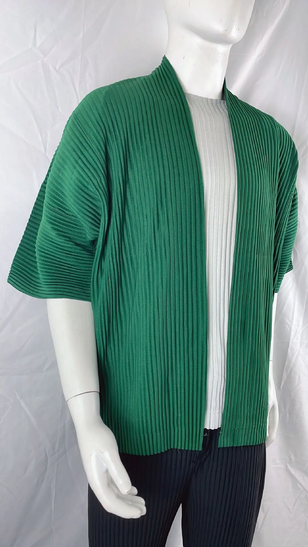 Miyake Pleated Jacket Men's Cardigan Japanese 2025 Spring and Summer New Pleated Men's Loose Big Yards Jacket Hundred Loose Tops