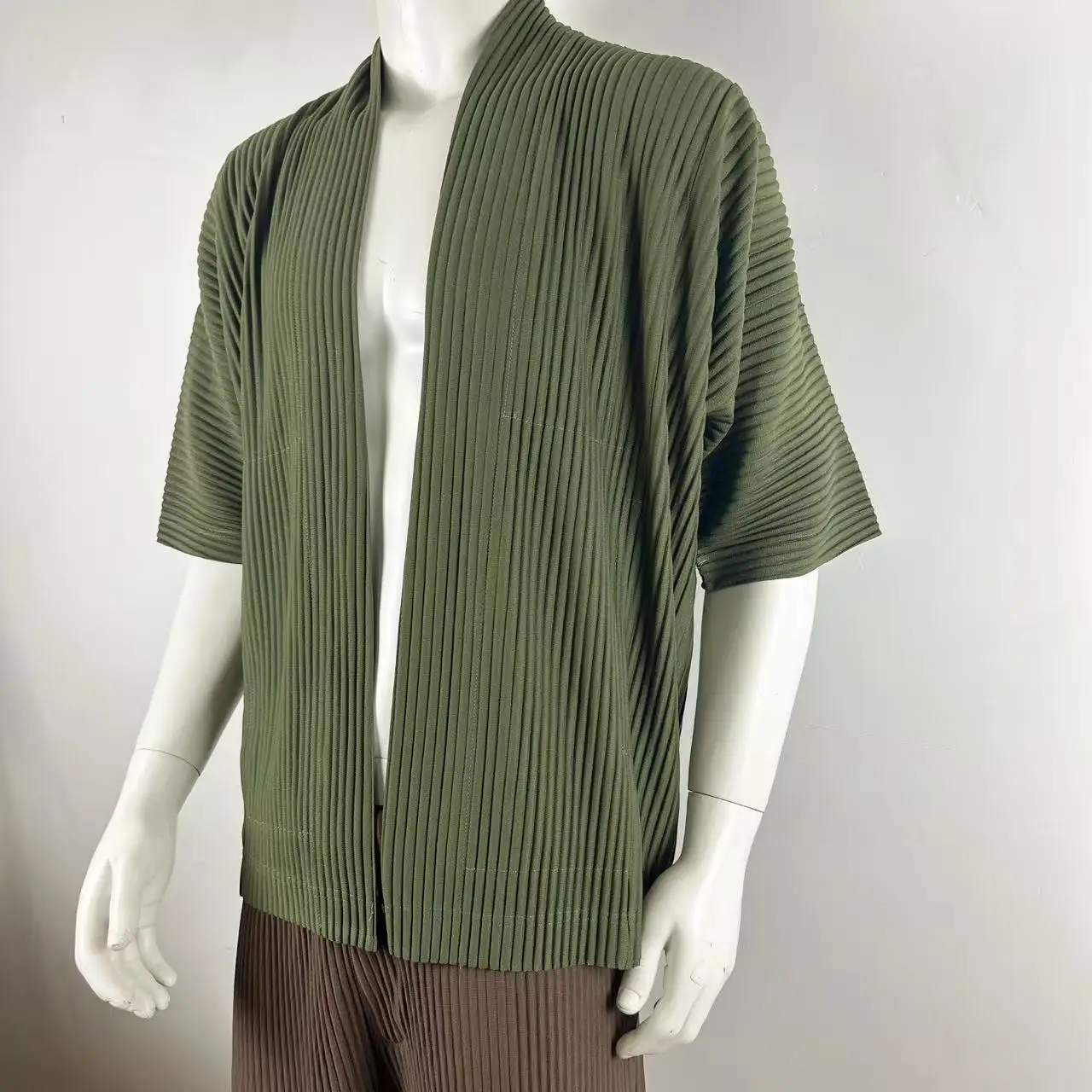 Miyake Pleated Jacket Men's Cardigan Japanese 2025 Spring and Summer New Pleated Men's Loose Big Yards Jacket Hundred Loose Tops