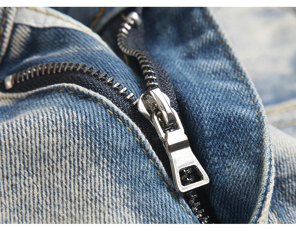 Men's Wing Patch Boot Cut Jeans Rivet Crystal Slim Flared Pants Embroidery Vintage Blue Denim Trousers