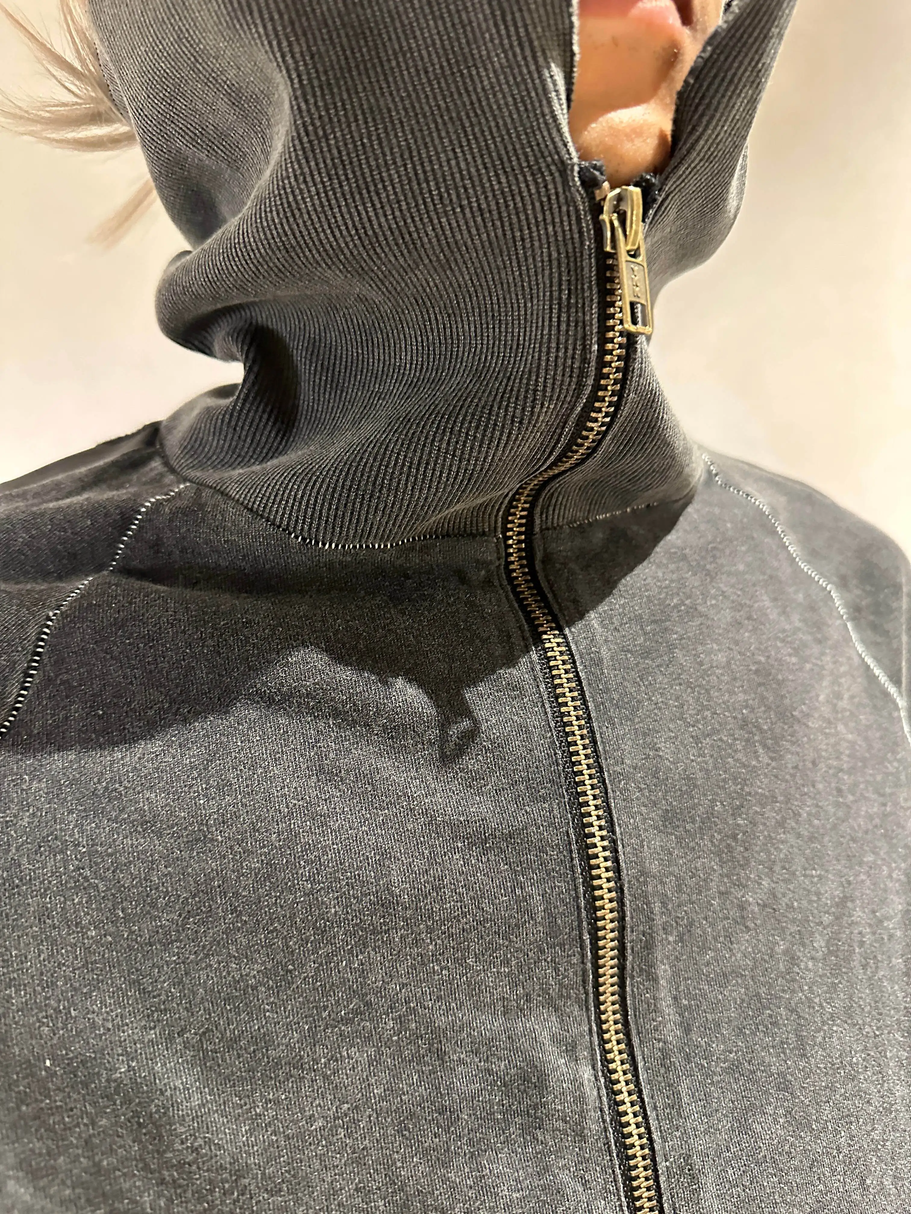 LGB 00s long sleeves sweat visual department old semi turtleneck jacket